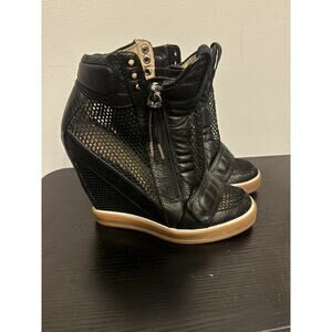 L.A.M.B. Black Leather Pamela Mesh Wedge Heel Zipper Accent Ankle Strap 7